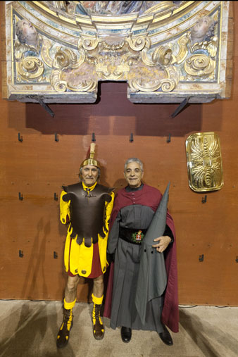 Max Var&eacute;s i Jordi Pericot al 'Castrum' de Sant Lluc. 06/04/2012