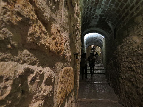 El de carrer de Sant Llorenç, de nit