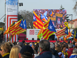 Acte del Consell per la República Catalana a Perpinyà amb el President Carles Puigdemont i els consellers Clara Ponsatí i Toni Comín