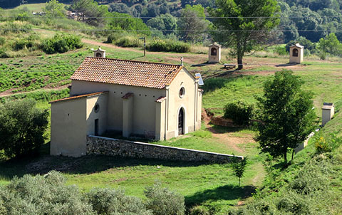 Capella i estacions de Les Creus, al camí del Calvari