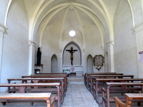 Interior de la capella del Calvari