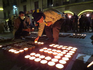 Concentraci&oacute; 'Escola en catal&agrave;' a la pla&ccedil;a del Vi