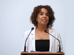 Diada Nacional 2021. Acte institucional al Pati de la Diputaci&oacute;, amb parlaments de Marta Madrenas, Miquel Noguer i Laia Ca&ntilde;igueral