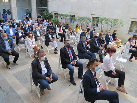 Diada Nacional 2021. Acte institucional a l'Auditori Josep Irla, amb parlaments de Marta Madrenas, Miquel Noguer i Laia Ca&ntilde;igueral