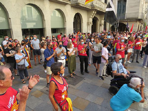 Diada Nacional 2021. Concentraci&oacute; a la pla&ccedil;a del Vi, lectura del manifest i cant de Els Segadors