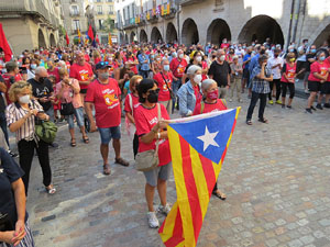 Diada Nacional 2021. Concentraci&oacute; a la pla&ccedil;a del Vi, lectura del manifest i cant de Els Segadors