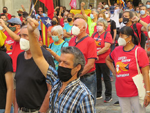 Diada Nacional 2021. Concentraci&oacute; a la pla&ccedil;a del Vi, lectura del manifest i cant de Els Segadors