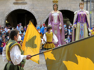 Fires de Sant Narcís 2021. Toc de rams. Cerimònia del canvi de rams de les gegantes