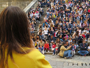 Fires de Sant Narc&iacute;s 2021. Passejada amb els capgrossos pels carrers del Barri Vell