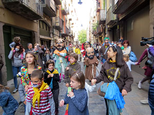 Fires de Sant Narc&iacute;s 2021. Passejada amb els capgrossos pels carrers del Barri Vell
