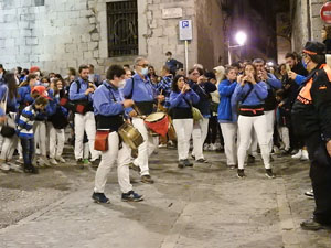 Fires de Sant Narcís 2021. Pilar a les escales de la Catedral