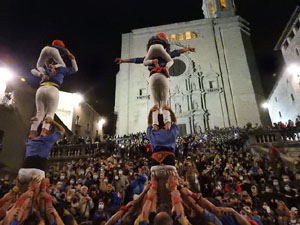 Fires de Sant Narcís 2021. Pilar a les escales de la Catedral