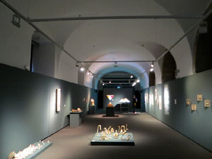 Exposicions i instal&middot;lacions a la planta baixa de la Casa de Cultura
