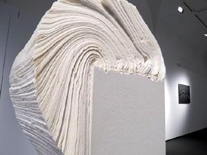 Exposicions i instal&middot;lacions a la planta baixa de la Casa de Cultura