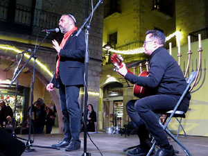 Nadal 2021. Encesa de les llums de Hanukk&agrave; a la pla&ccedil;a del Vi