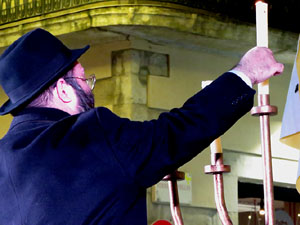 Nadal 2021. Encesa de les llums de Hanukk&agrave; a la pla&ccedil;a del Vi