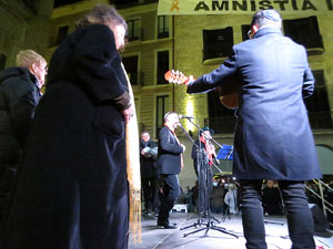 Nadal 2021. Encesa de les llums de Hanukk&agrave; a la pla&ccedil;a del Vi