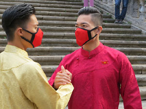 Nadal 2021. R&egrave;cord Guiness de pujada d'escales de Giang Brothers