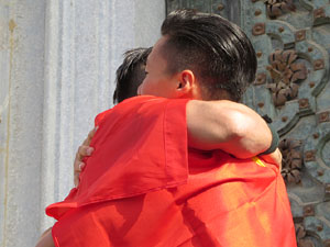 Nadal 2021. R&egrave;cord Guiness de pujada d'escales de Giang Brothers