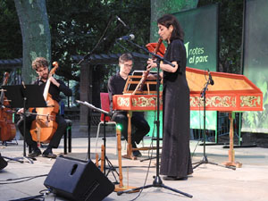 Festival Notes al parc 2021. Sara Par&eacute;s, Oleguer Aymam&iacute; i Dani Espasa