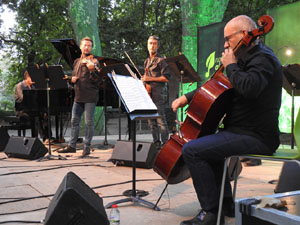 Festival Notes al parc 2021. Sextet Geri&oacute;