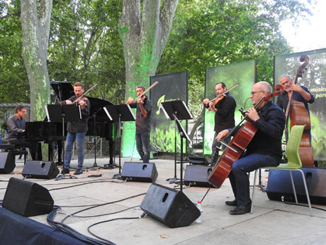 Festival Notes al parc. Sextet Geri&oacute;