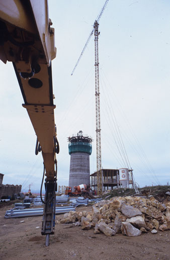 Construcció de la Torre de comunicacions. 1990-1991