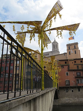 El pont d'en Gómez durant 'Temps de Flors' 2018