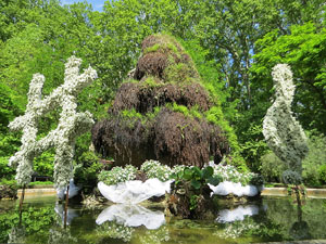 Temps de Flors 2021. El brollador dels Jardins de la Devesa