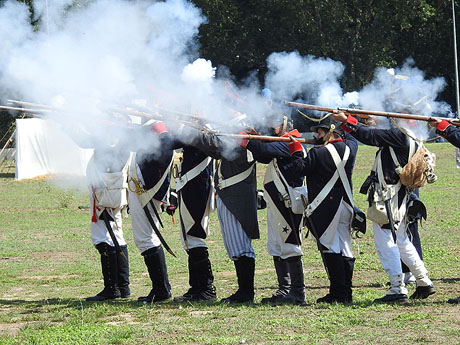 XIII Festa Reviu els Setges Napole&ograve;nics de Girona. Recreaci&oacute; d'una batalla napole&ograve;nica al Parc de les Ribes del Ter