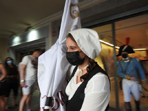 XIII Festa Reviu els Setges Napole&ograve;nics de Girona. Desfilada pels carrers de Girona