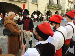 XIII Festa Reviu els Setges Napole&ograve;nics de Girona. Desfilada pels carrers de Girona