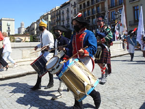 XIII Festa Reviu els Setges Napole&ograve;nics de Girona. Desfilada pels carrers de Girona