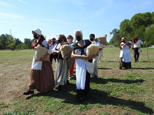 XIII Festa Reviu els Setges Napole&ograve;nics de Girona. Desfilada pels carrers de Girona