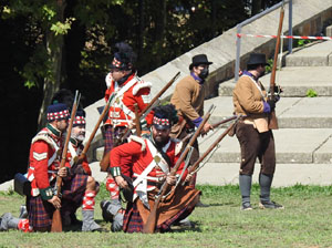 XIII Festa Reviu els Setges Napole&ograve;nics de Girona. Desfilada pels carrers de Girona