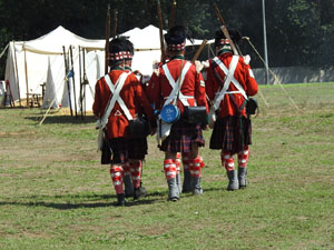 XIII Festa Reviu els Setges Napole&ograve;nics de Girona. Desfilada pels carrers de Girona