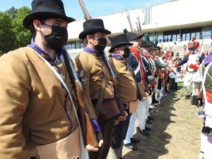 XIII Festa Reviu els Setges Napole&ograve;nics de Girona. Desfilada pels carrers de Girona