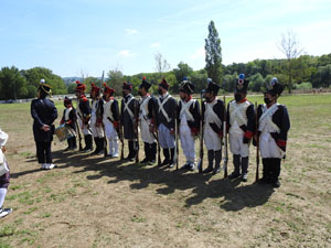 XIII Festa Reviu els Setges Napole&ograve;nics de Girona. Desfilada pels carrers de Girona