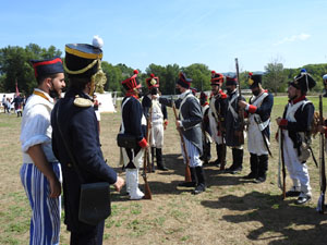 XIII Festa Reviu els Setges Napole&ograve;nics de Girona. Desfilada pels carrers de Girona