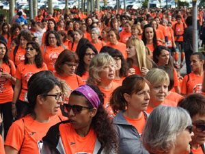 Cursa de la Dona 2022. Concentració i sortida del Parc de la Devesa, cursa pels carrers de Girona