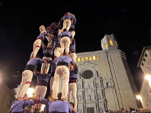 Fires de Sant Narcís 2022. Pilar a les escales de la Catedral