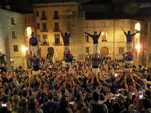 Fires de Sant Narcís 2022. Pilar a les escales de la Catedral