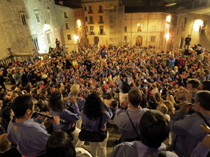 Fires de Sant Narcís 2022. Pilar a les escales de la Catedral