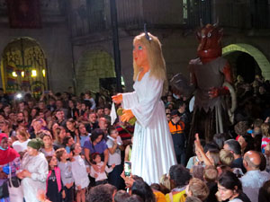 Fires de Sant Narc&iacute;s 2022. El preg&oacute;. Ballades a la pla&ccedil;a del Vi