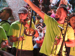 Fires de Sant Narc&iacute;s 2022. El preg&oacute;. Ballades a la pla&ccedil;a del Vi