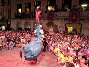 Fires de Sant Narc&iacute;s 2022. El preg&oacute;. Ballades a la pla&ccedil;a del Vi
