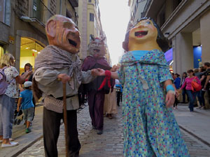 Fires de Sant Narc&iacute;s 2022. El preg&oacute;. Cercaviles de gegants i capgrossos