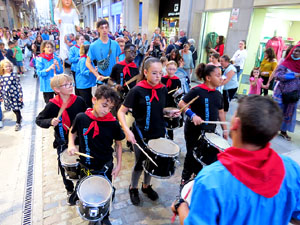 Fires de Sant Narc&iacute;s 2022. El preg&oacute;. Cercaviles de gegants i capgrossos