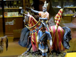 Fires de Sant Narc&iacute;s 2022. Exposici&oacute; Soldat de Plom a l'esgl&eacute;sia de Sant Lluc