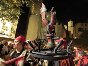 Fires de Sant Narc&iacute;s 2022. Correfoc amb els Trons de l'Onyar